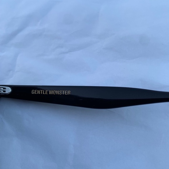 Black Square Sunglasses